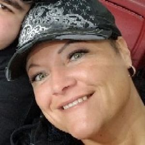 Meet your Posher, Layni